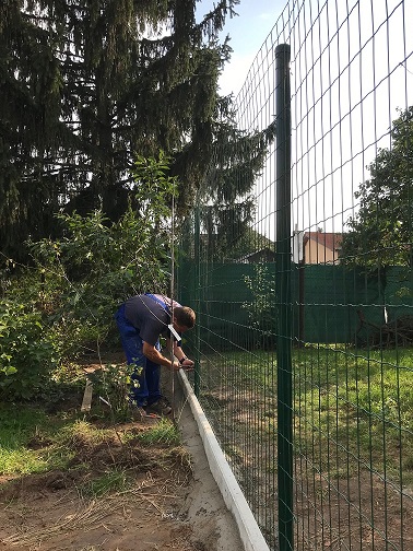 Domáci majster rekonštrukcia plotu